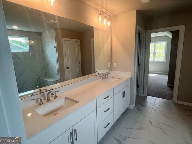 320 Willow Cove, Canton, GA 30114