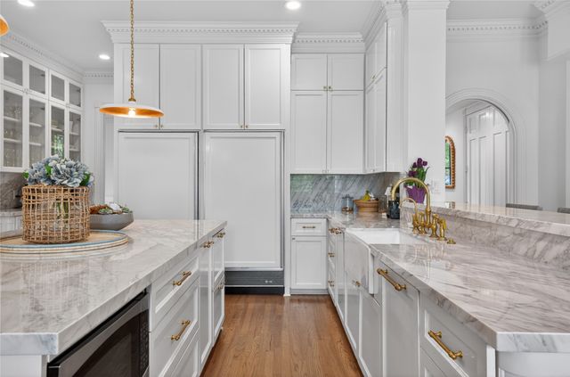 6331 Waggoner Drive, Dallas, TX 75230