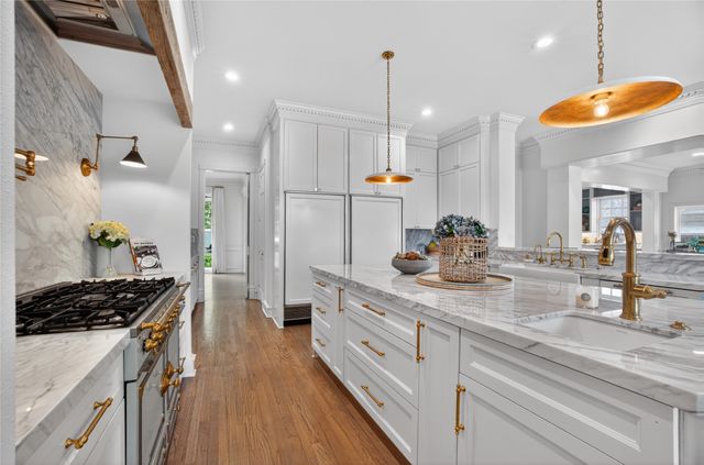 6331 Waggoner Drive, Dallas, TX 75230