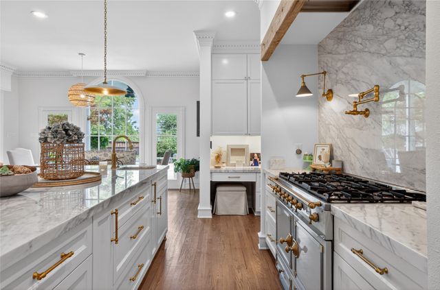 6331 Waggoner Drive, Dallas, TX 75230