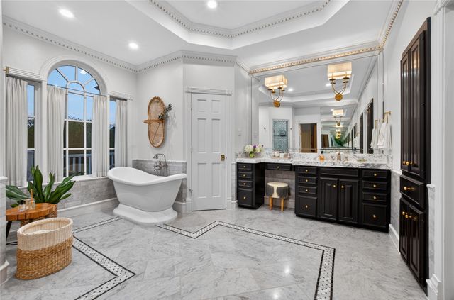 6331 Waggoner Drive, Dallas, TX 75230