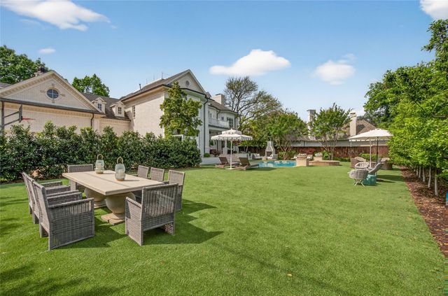 6331 Waggoner Drive, Dallas, TX 75230