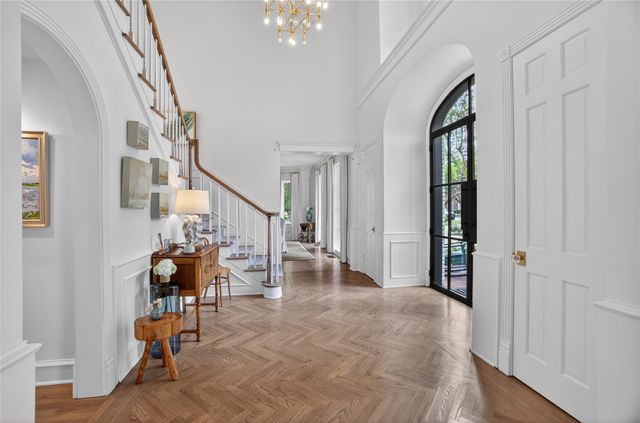 6331 Waggoner Drive, Dallas, TX 75230