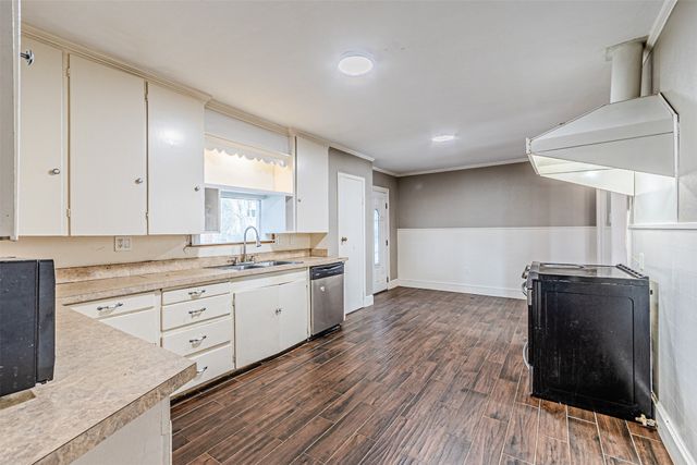 919 Canton Avenue, Wills Point, TX 75169