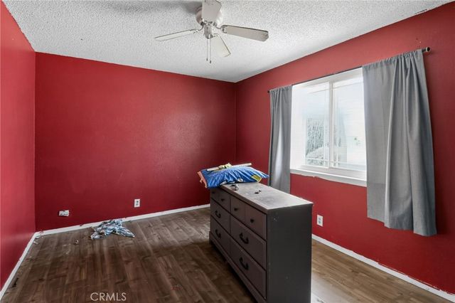 21985 Maumee Road, Apple Valley, CA 92308