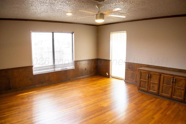 1022 SW 15th Avenue, Amarillo, TX 79102