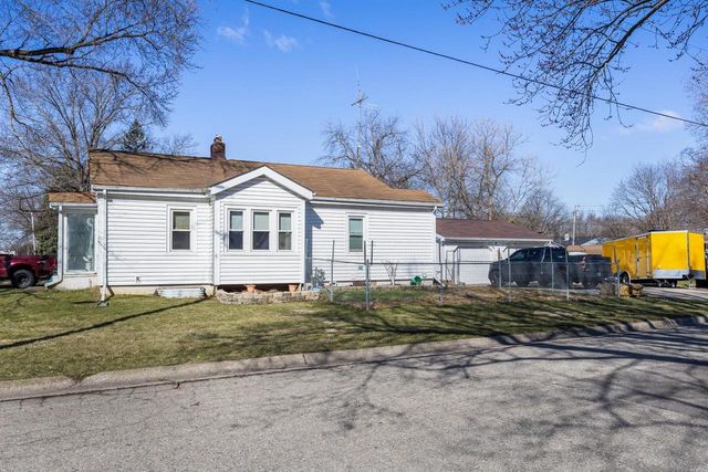 1023 Black Bridge Road, Janesville, WI 53545