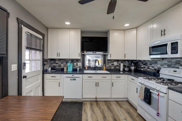 1023 Black Bridge Road, Janesville, WI 53545