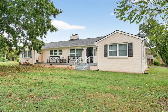 147 Sunset Dr, Gallatin, TN 37066