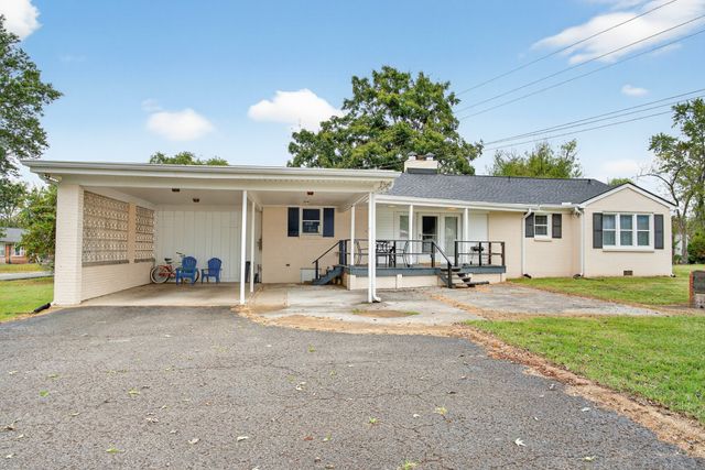 147 Sunset Dr, Gallatin, TN 37066