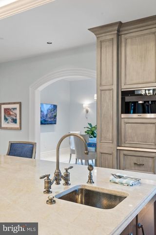 2801 RIVERTON, Cinnaminson, NJ 08077