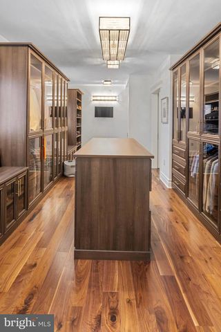 2801 RIVERTON, Cinnaminson, NJ 08077