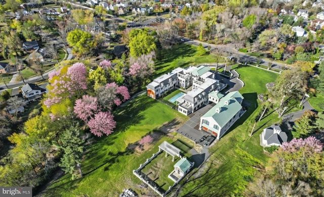 2801 RIVERTON, Cinnaminson, NJ 08077