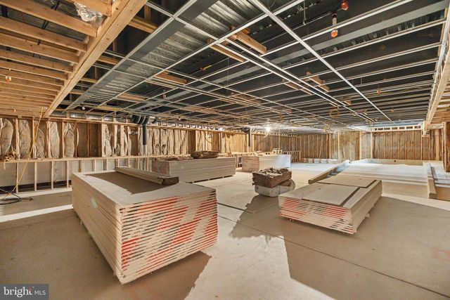 2801 RIVERTON, Cinnaminson, NJ 08077