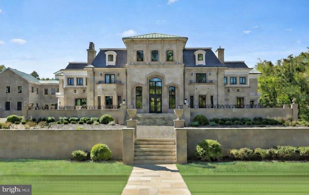 2801 RIVERTON, Cinnaminson, NJ 08077