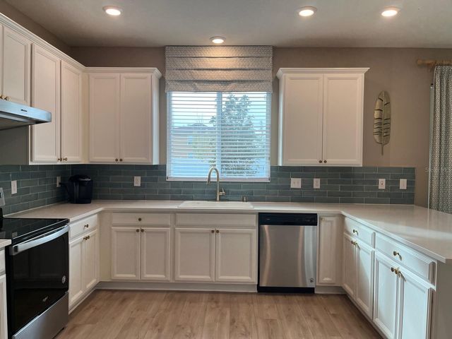 1008 PAPAYA CIRCLE, Davenport, FL 33897