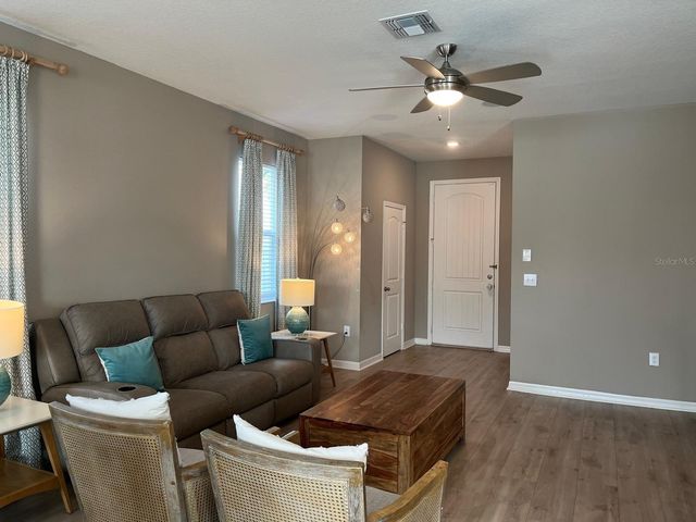 1008 PAPAYA CIRCLE, Davenport, FL 33897