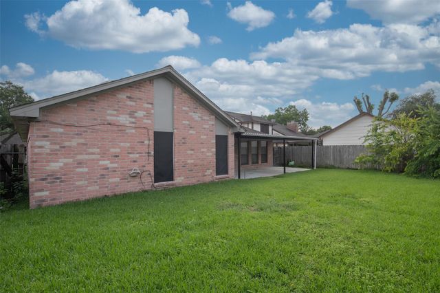 758 Rolling Mill Drive, Sugar Land, TX 77498