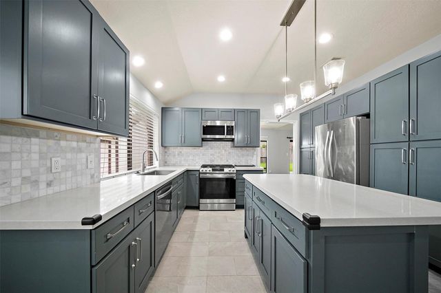 758 Rolling Mill Drive, Sugar Land, TX 77498