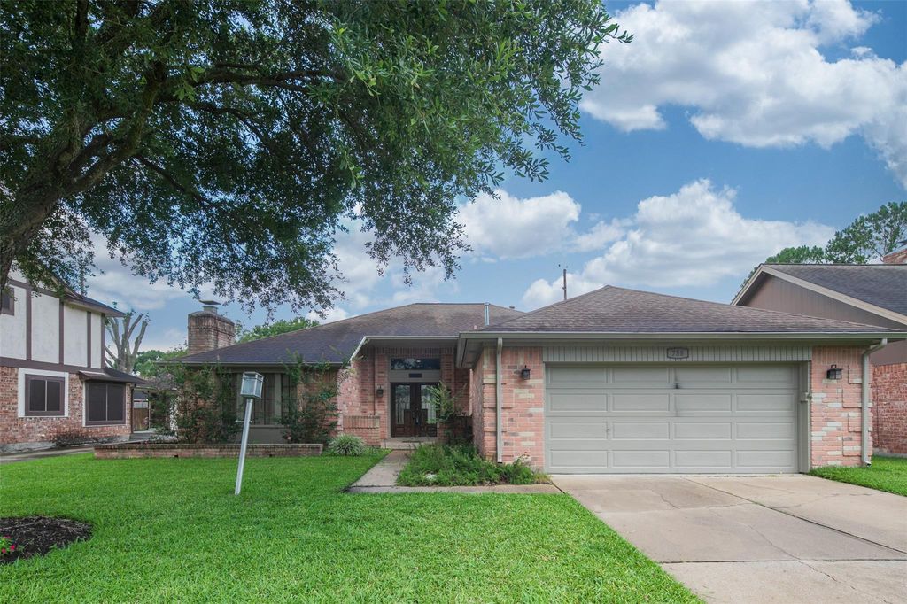 758 Rolling Mill Drive, Sugar Land, TX 77498