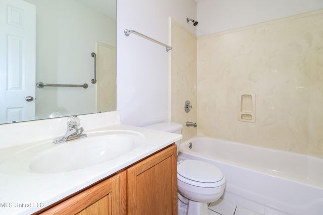 6123 N English Ivy, Olive Branch, MS 38654