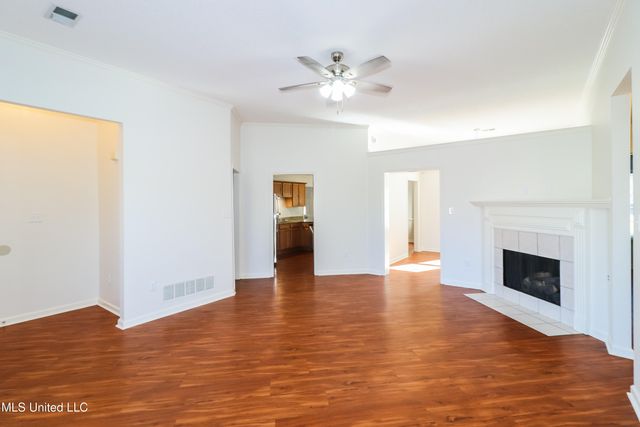 6123 N English Ivy, Olive Branch, MS 38654