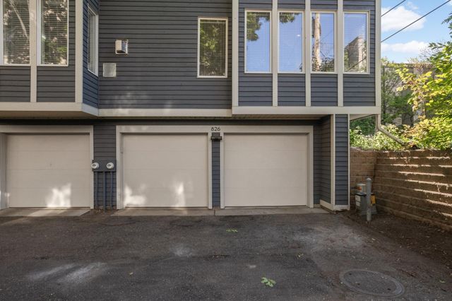 826 Summit Avenue, Minneapolis, MN 55403