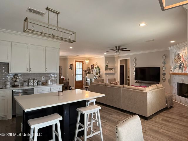 580 Hickory Place, Brandon, MS 39047