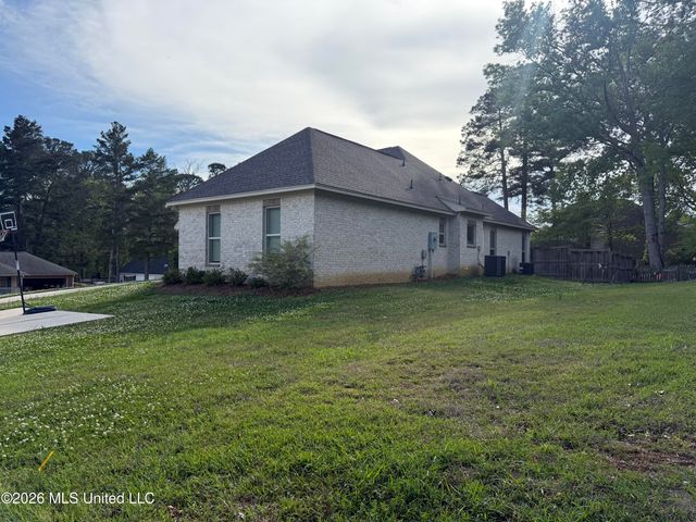 580 Hickory Place, Brandon, MS 39047