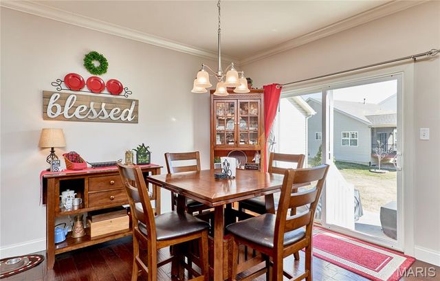 935 Ridgepointe Place Circle, Lake St Louis, MO 63367