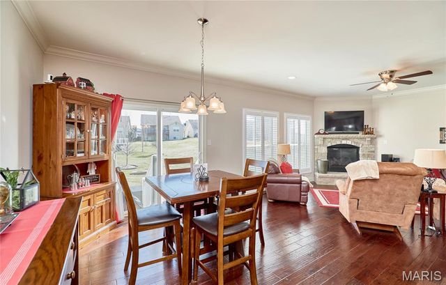 935 Ridgepointe Place Circle, Lake St Louis, MO 63367