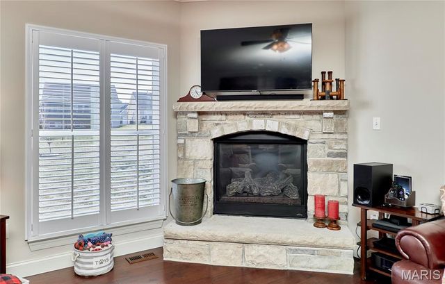 935 Ridgepointe Place Circle, Lake St Louis, MO 63367