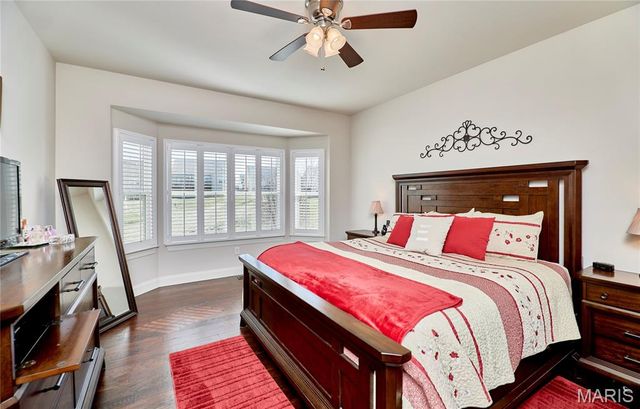 935 Ridgepointe Place Circle, Lake St Louis, MO 63367