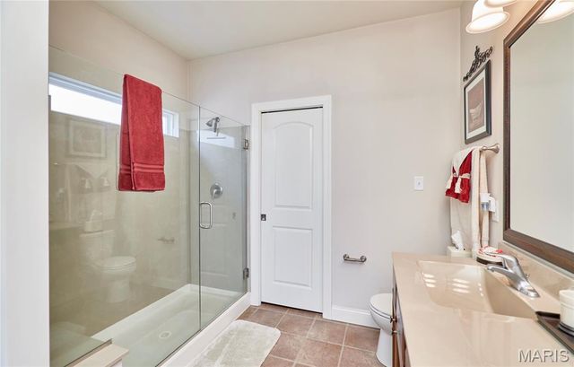 935 Ridgepointe Place Circle, Lake St Louis, MO 63367