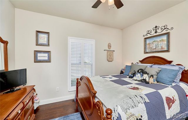 935 Ridgepointe Place Circle, Lake St Louis, MO 63367