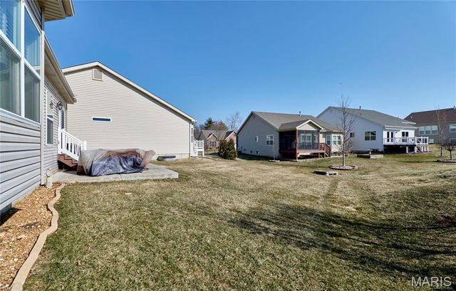 935 Ridgepointe Place Circle, Lake St Louis, MO 63367