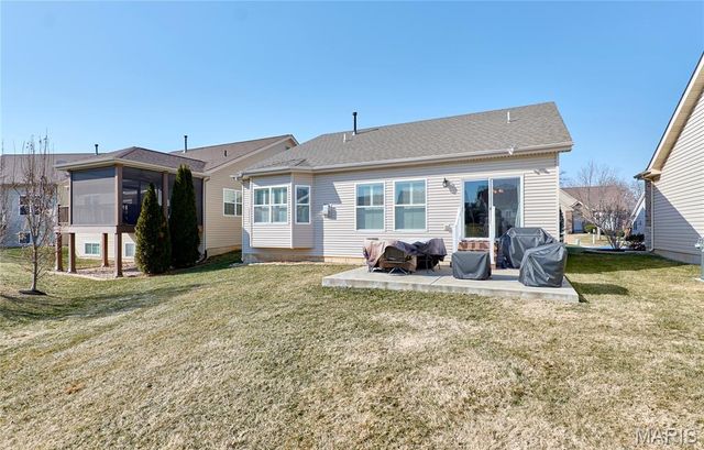 935 Ridgepointe Place Circle, Lake St Louis, MO 63367