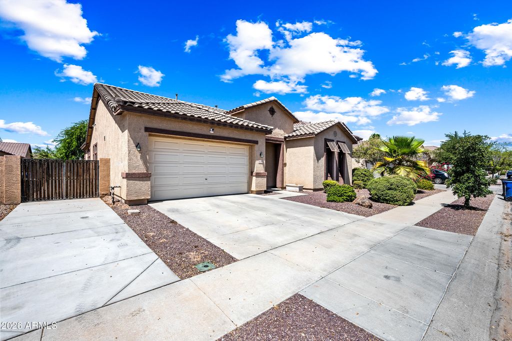 25788 N SANDSTONE Way, Surprise, AZ 85387 — photo 2