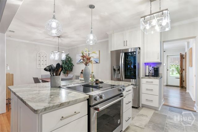 5534 Camelot Drive, Savannah, GA 31405