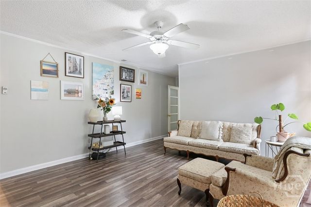 5534 Camelot Drive, Savannah, GA 31405