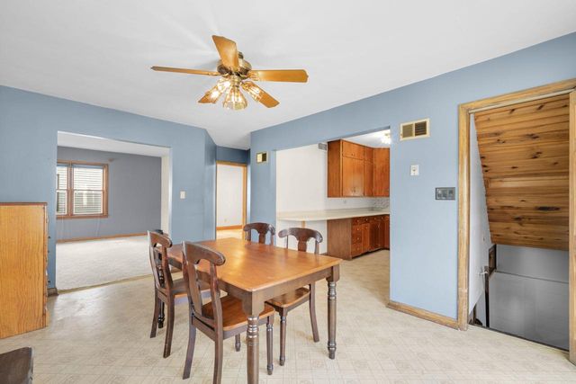 236 State Highway 33, West Bend, WI 53095