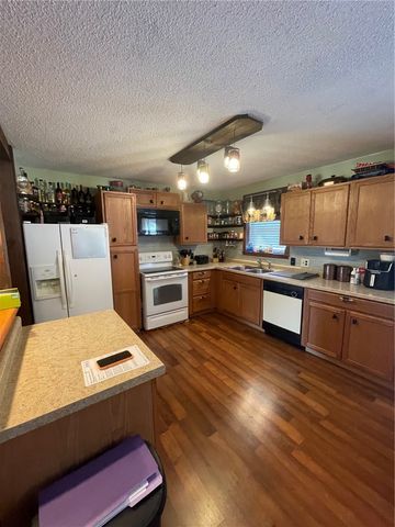 1218 Laura, Berryville, AR 72616