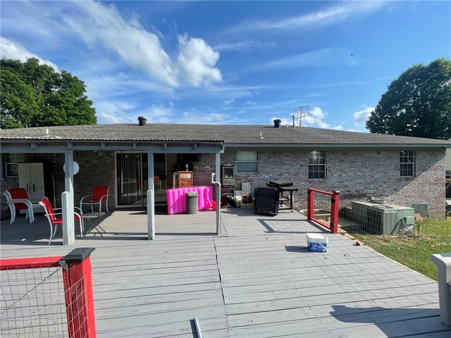 1218 Laura, Berryville, AR 72616