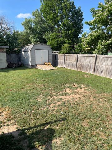 1218 Laura, Berryville, AR 72616