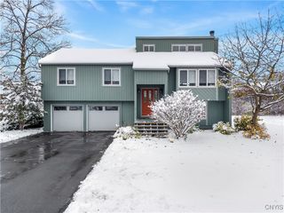 3092 Kingsbridge Lane, Lysander, NY 13027