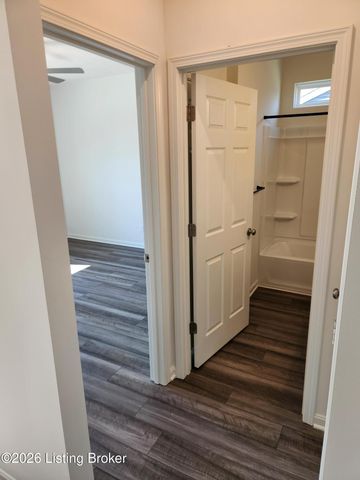 171 Dayflower Ct, Shepherdsville, KY 40165