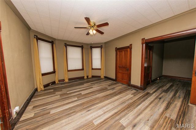 111 W Madison Avenue, Owensville, MO 65066