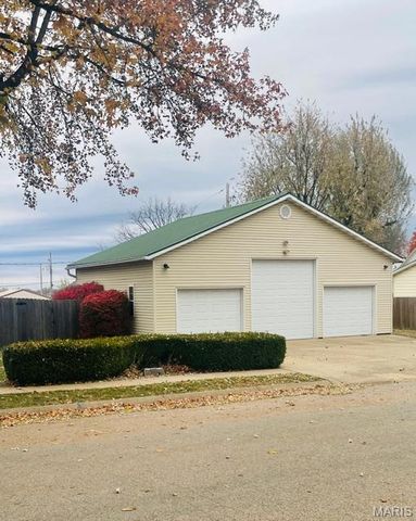 111 W Madison Avenue, Owensville, MO 65066