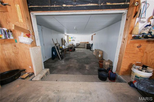 111 W Madison Avenue, Owensville, MO 65066