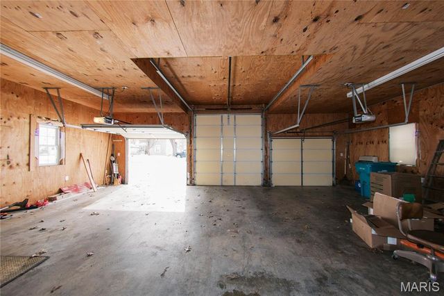 111 W Madison Avenue, Owensville, MO 65066